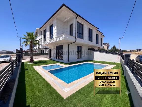 15 Güne Teslim Köşe Parsel Kapanmaz Manzaralı Havuz Uygun Villa 1