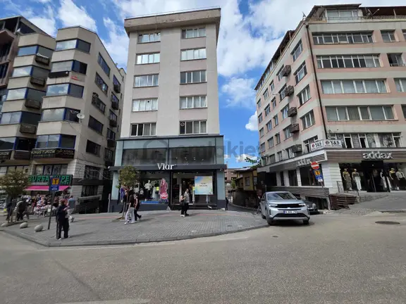 Batuhan Demiryakanoğlu'ndan Kiralık Dükkan Mağaza 2