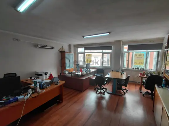 Mecidiyeköy Metroya Yakın 50m² Full Eşyalı Kiralık Ofis 1