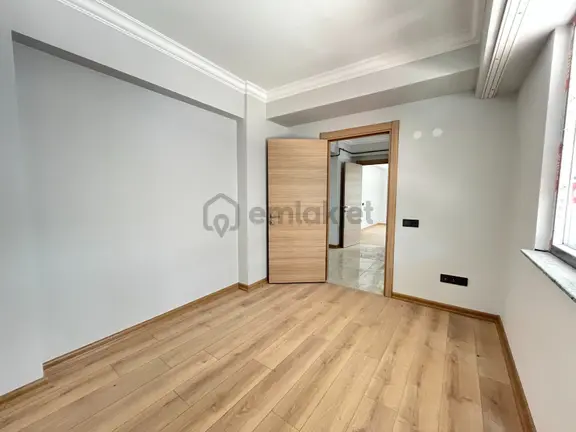 Sevinç'ten Kapalı Otoparklı 2+0 Kiralık 'sıfır' Daire 2