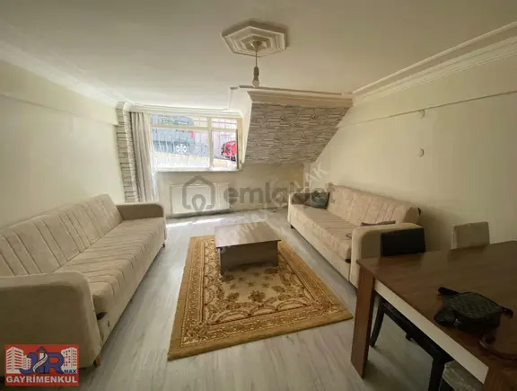 Üsküdar Bağlarbaşı'nda Metroya 4 Dk | Geniş Bahçeli, Ferah 2+1 2