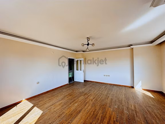 Icon'dan Merkezi Konum Geniş, Cepheleri Açık Bağımsız Mutfak 3+1 2