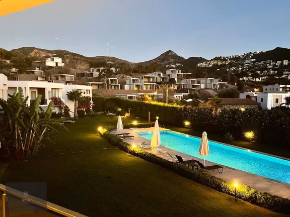 Yalıkavak Merkezde Eşyalı, Havuzlu Site İçi 2+1 Daire 2
