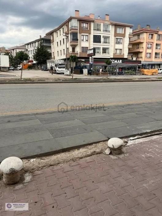 Ankara Altındağ Çamlık Mah. Ana Cadde Üzerinde Satılık 3+1 1