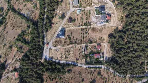 Ulucak Yayla Evlerinde Satılık 209m² Elektrik Ve Suyu Olan Bahçe 2