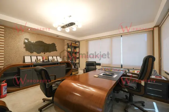 W Property'den İş Kollarına Uygun Bahçe Teraslı Modern İşyeri 1