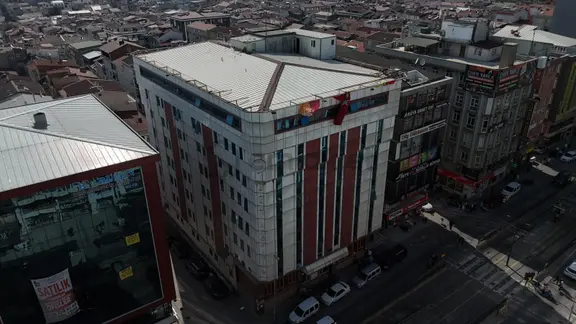 Vefa Group İnşaat'tan Bahat'ta Cadde'ye Cephe Kiralık Dükkanlar 2