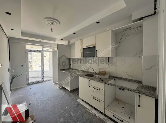 Sümbüller'den Bursa Cd Yakını Z.ısıtmalı Çift Balkonlu Şık 2+1 1