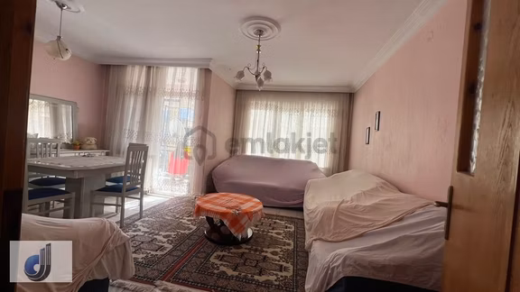 Korupark Altında Eşyalı Kiralık Daire 1