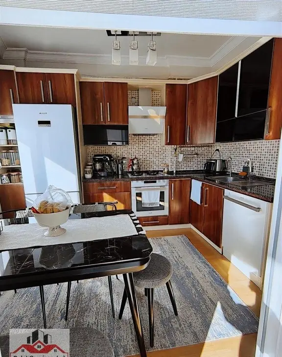 3+1 135m2 Brüt Arakat Aydınlık Bakımlı 2
