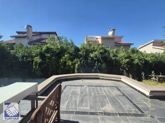 Çayyolu Orun Villaları'nda Kiralık Prestijli Müstakil Villa 1
