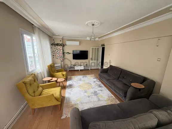 🏡 Bergama Maltepe Mahallesi’nde Full Eşyalı Kiralık 3+1 Daire 1