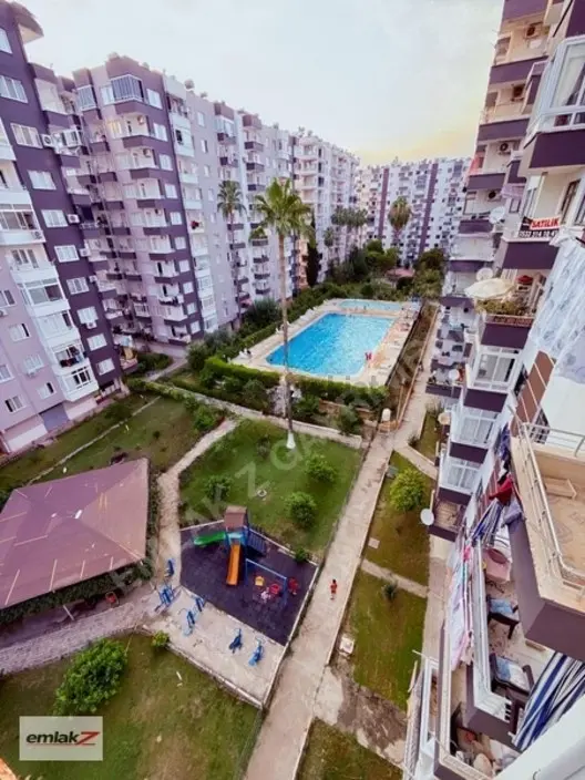 Mezitli Davultepe'de Havuzlu 3+1 Satılık Daire (130m²) 1