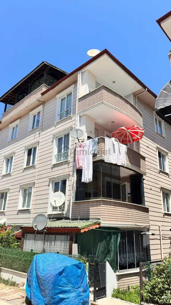Özmen Emlak İnşattan 2+1 Katta Denıze Yürüme Mesafesinde 1