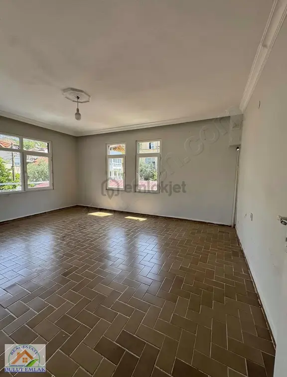 Bulut'tan Beldibi Merkezde 2+1 Memura Kiralık Düz Daire 1