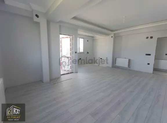 Altıkat Emlaktan Satılık 2+0 Daire 2