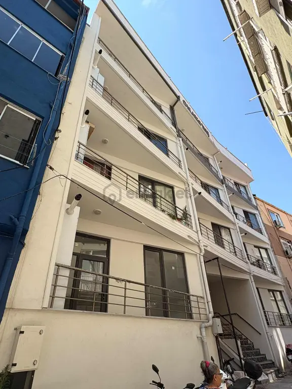 Kasaplar Mahallesi Atalar Caddesinde Satılık 2+1 Daire 1