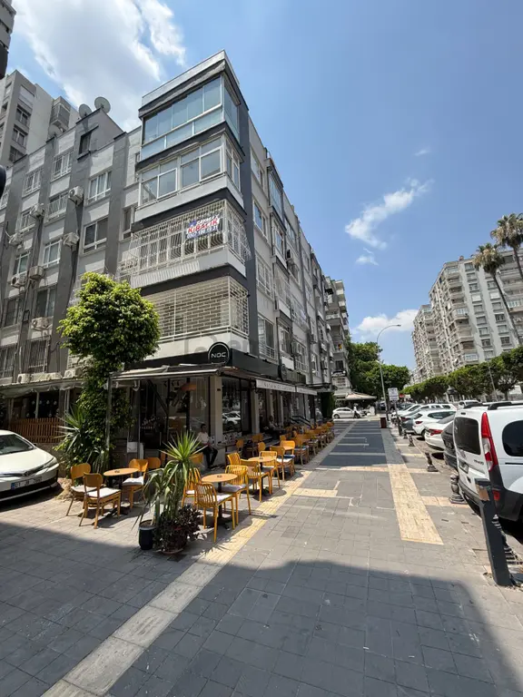 Toros Caddesinde 6 Bölüm 150 M2 Kapalı Mutfak Kiralık Ofis 1