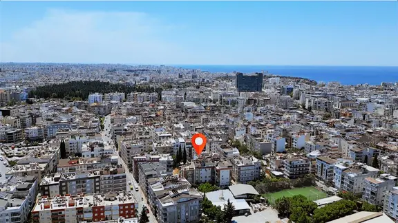 Muratpaşa'da Evliya Çelebi Cad'ne 450 Mt Otoparklı,depolu Dükkan 2
