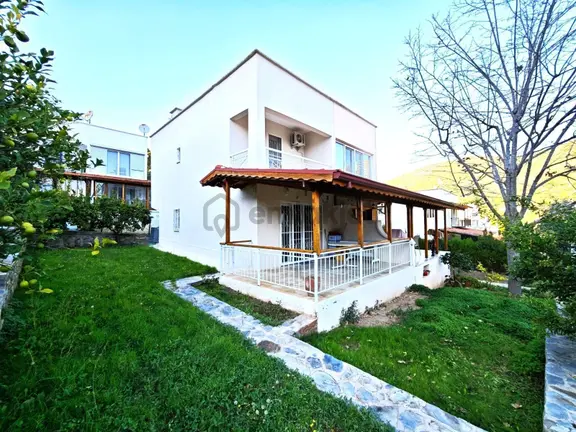 İzmir Menderes Ahmetbeyli Yoncaköy 'de Satılık Yazlık Villa 1