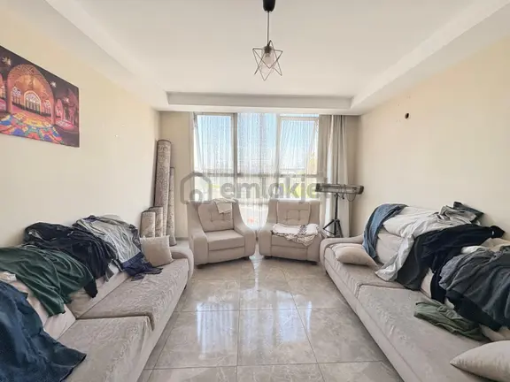 Prestij'den Neco Market Civarı 10 Yaşın'da Asansörlü 1+1 Daire 2