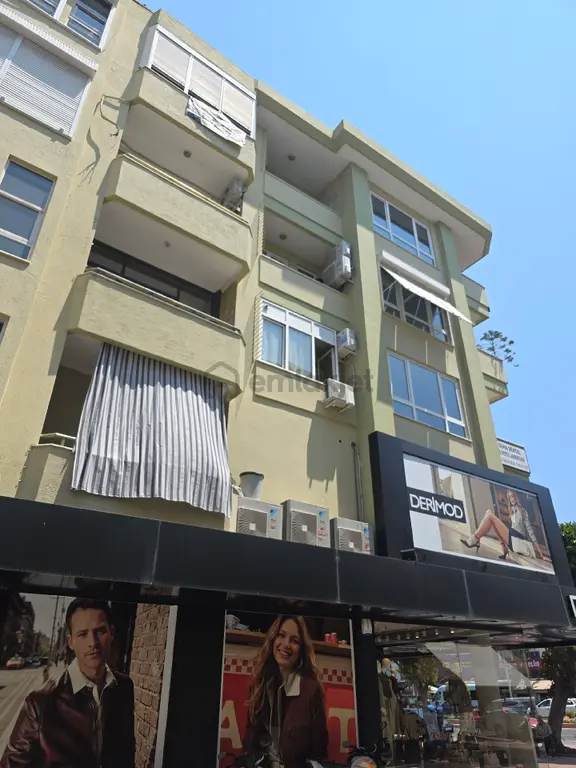 Yetkin'den Şekerhane Mh.işhanında Kiralık Ofis 2