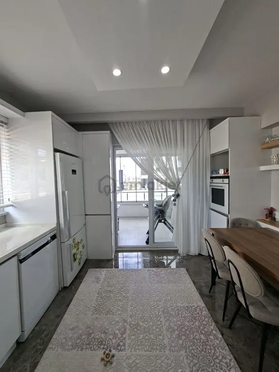 Seyrantepe'de Site İçinde Fırsat 3+1 Daire 2