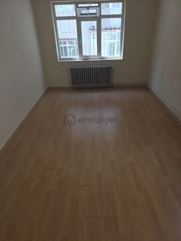 Ankara ,mamak ,balkiraz Mh.de ,katta ,kombili ,yalıtımlı ,geniş ,3+1 2
