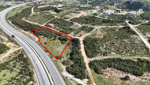 Bodrum Yolunda Akaryakıt İstasyonu Arsası 1