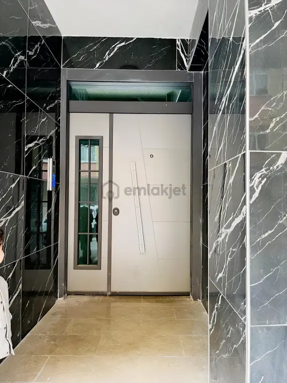 Sancaktepe Atatürk Mahalesinde 2+1 Arakat 2