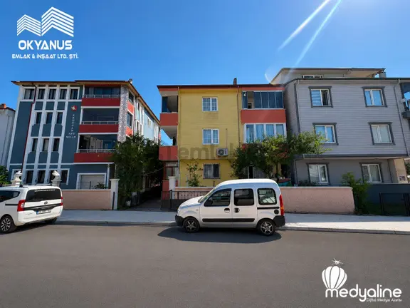 ! Merkezin Kalbinde! Karasu Yalı Mahallesi'nde 2+1 Bahçeli Daire 1