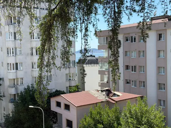 Poyraz'dan Kartal Petroliş'de Mimari Dekorlu 160 M2 Net Balkonlu 2