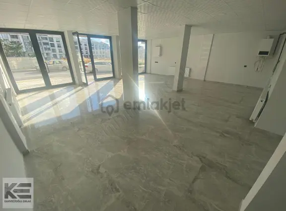 Kahvecioğlu'ndan Emirefendi Mah.merkezi Konum Satılık Dükkan 1