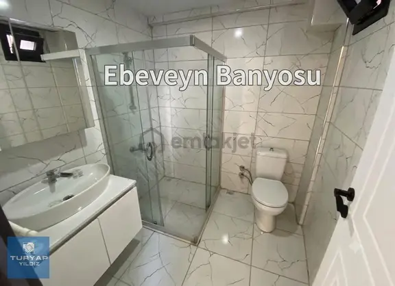 Buca Çamlıkule Yeni İzban Durağı Ve Kolej Yanı Köşe 2+1 Daire 2