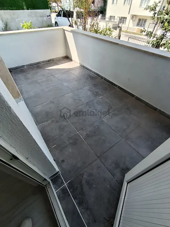 Denizli Kaynarca'da Müstakil Tadında 3+1 Kiralık Ara Kat Daire 2
