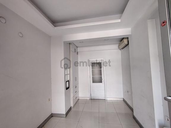 Ayrancı Mahallesi’nde Kiralık 15 M² Bakımlı Dükkan 2