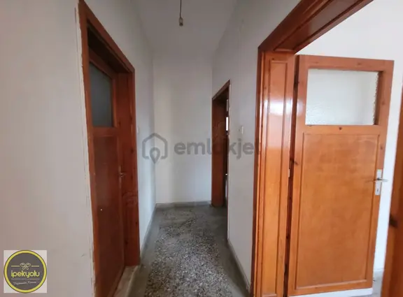 İpekyolu Gayrimenkulden Hacıkara 2+1 Satılık Daire 1