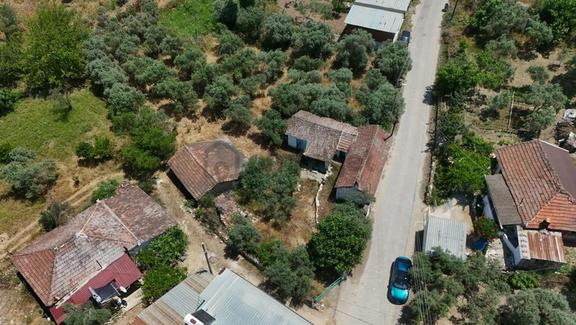 Pek Emlaktan Ayaklıkırı Nda 1225 M2 Satılık Müstakil Ev 2