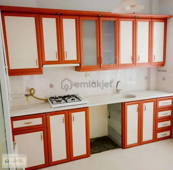 Evsam'dan Çiftlik Mh Mükemmel Konumda 3+1 Kiralık Daire 1