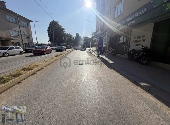 Eskişehir Tepebaşı Birlik Cad. Kiralık Dükkan 110m² 1