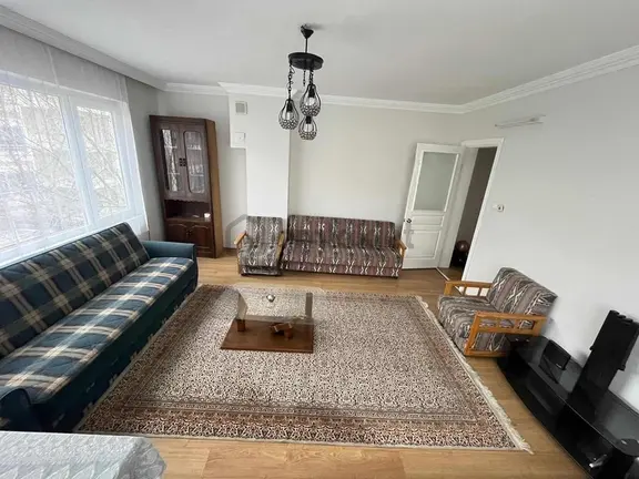 Akçay Köşemden Deniz Gören Merkezde Eşyalı 2+1 Kiralık Daire 1