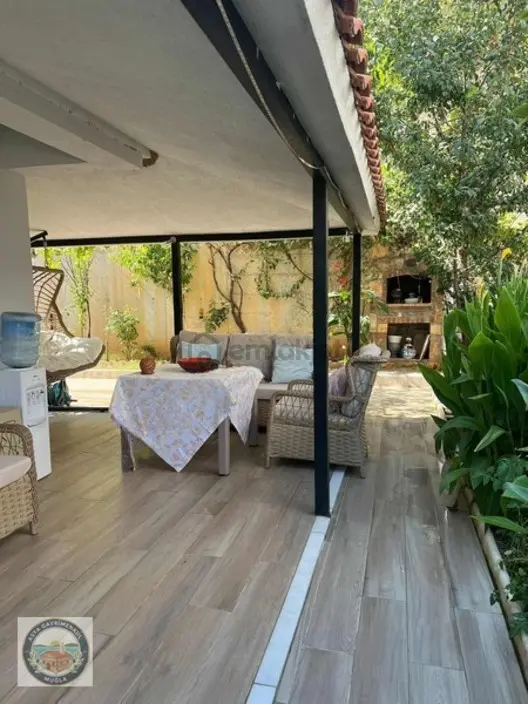 Gökova'da Müstakil Bahçe Kullanımlı Tribleks Villa 1