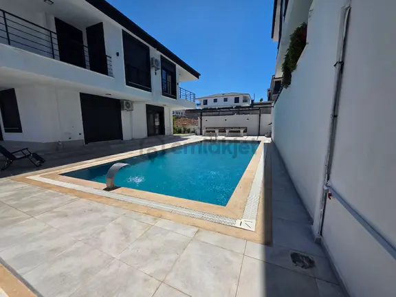 🏡 Kelepir Fiyata! Aydın Didim Hisar Mahallesi'nde Havuzlu Site İçerisinde Bahçe Dubleks Villa💥 2