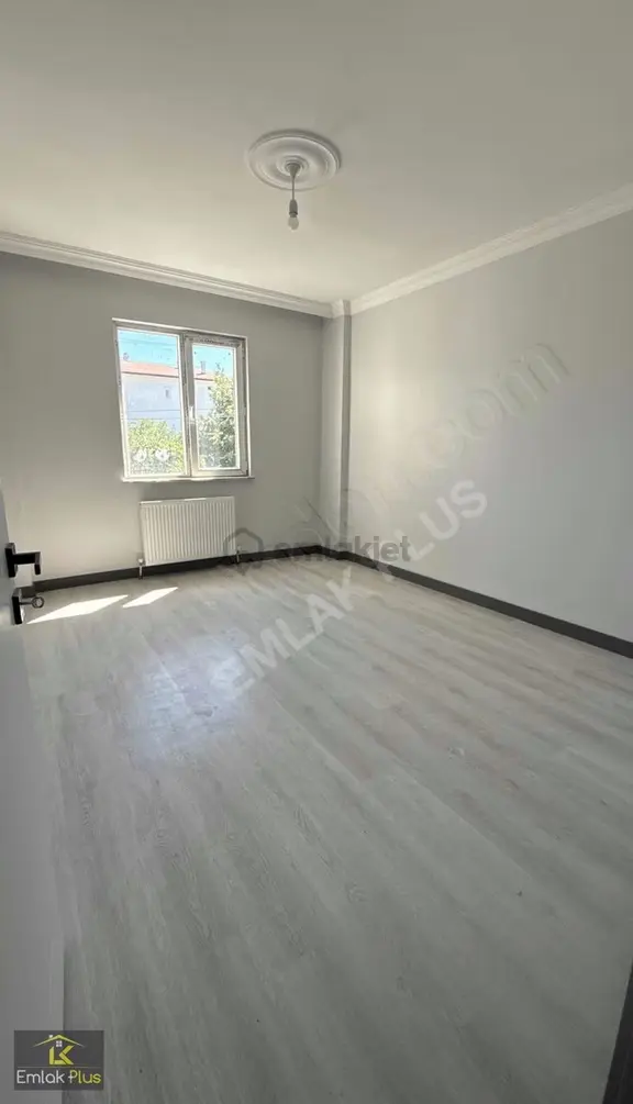 Emlak Plus 'tan 4'5+1 - 190m2 Karşıyaka 'da Villakent Yakını 2