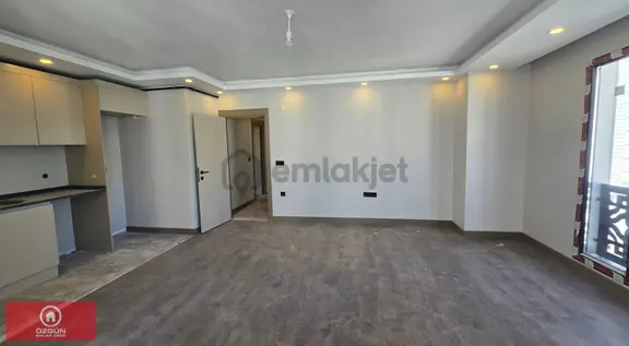 Özgün Emlaktan Sahile Yakın Yeni Sitede 2+1- 80 M2 - Sıfır Daire 1