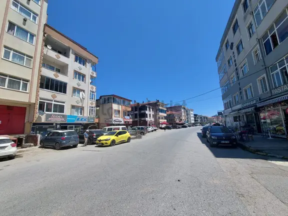 Yalı Merkez Barbaros Cd.de, Ayrı Mutfak, 2+1 Eşyasız Kiralık 1