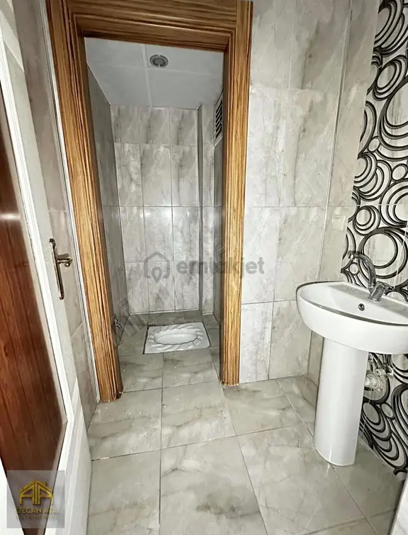 Özcan Ata'dan Erkilet Ertuğrul Gazi Mah. 3+1 Kiralık Daire 2