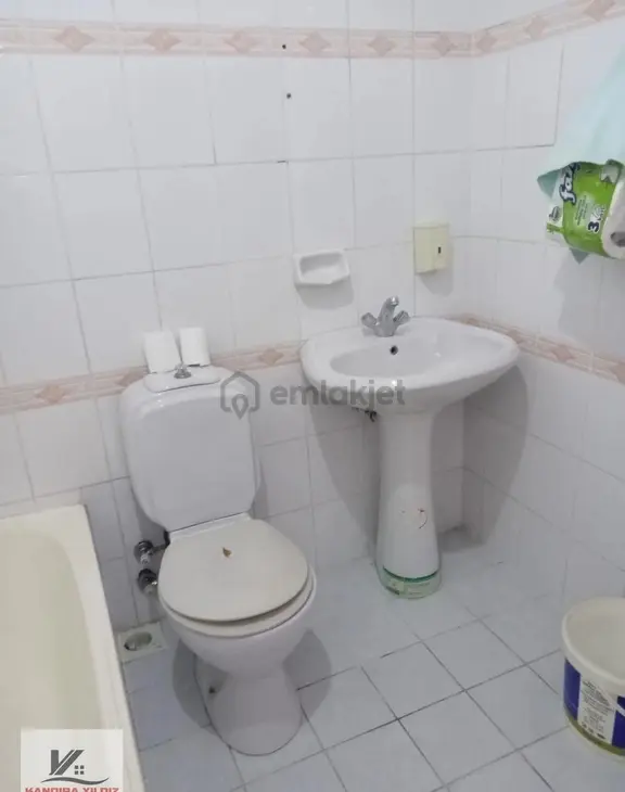 Kelepir Fırsat Hanönü Merkezinde 2+1 90 M2 4.kat Balkonlu Daire 2