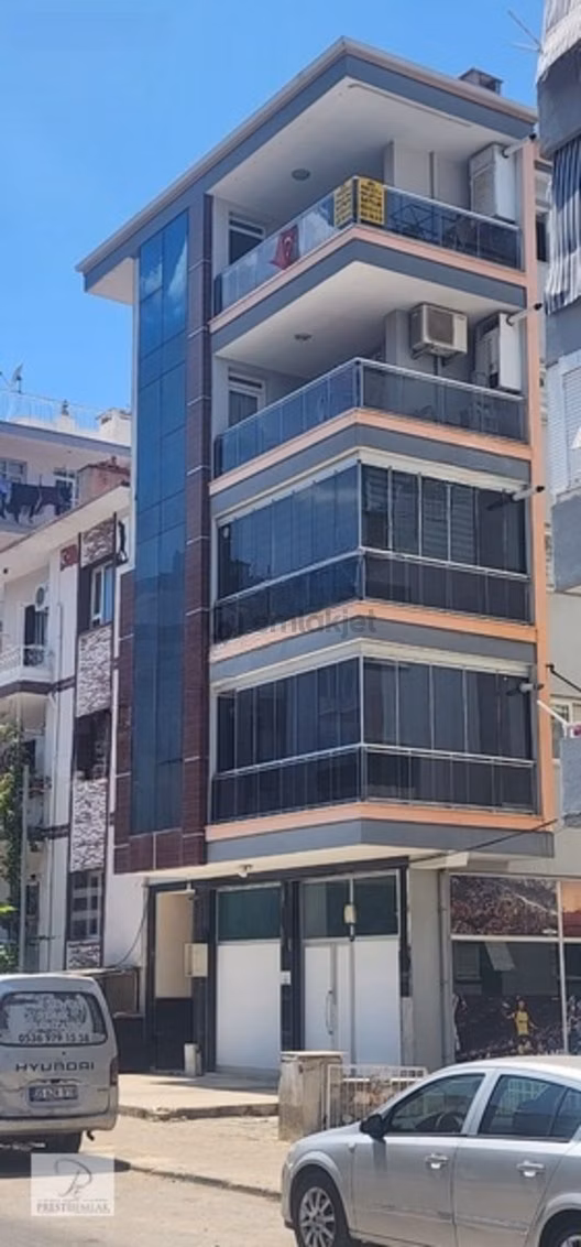 Tire Prestij Emlaktan Satılık Çarşı Merkezde Satılık Yeni Daire 1