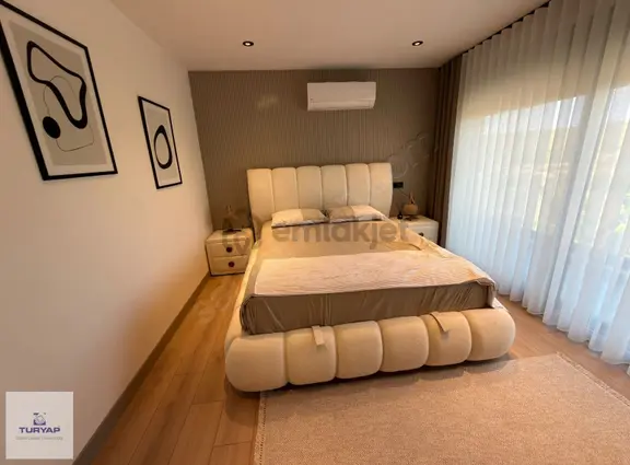 Didim Efeler'de 4+1 Havuzlu Tam Müstakil Villa 2
